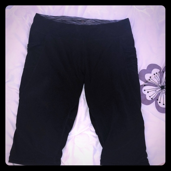 tangerine capri leggings